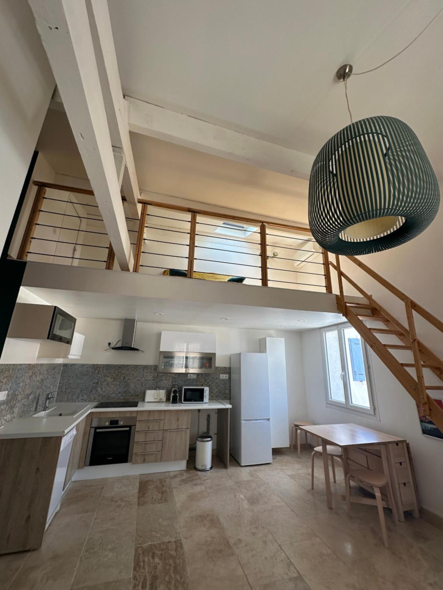 Appartement Avec Vue Sur L Eglise Des Saintes 외부 사진
