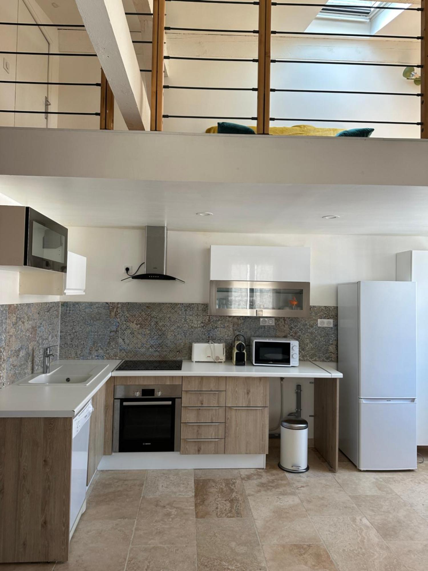 Appartement Avec Vue Sur L Eglise Des Saintes 외부 사진